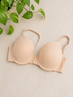Victoria's Secret Nude T Shirt Bra 36DDD Underwire Lightly Padded Everyday Comfy